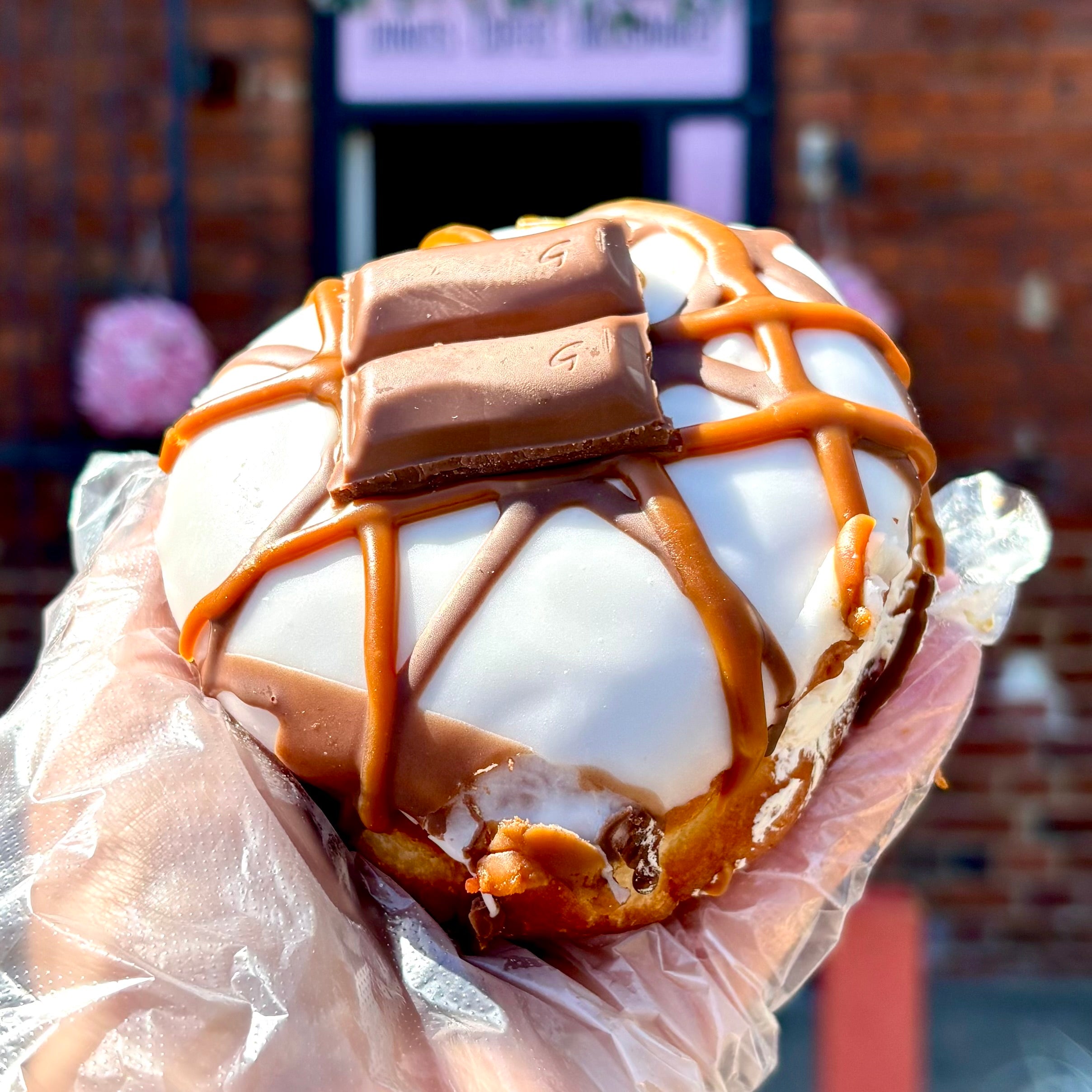 Galaxy Caramel Donut (Vegetarian)