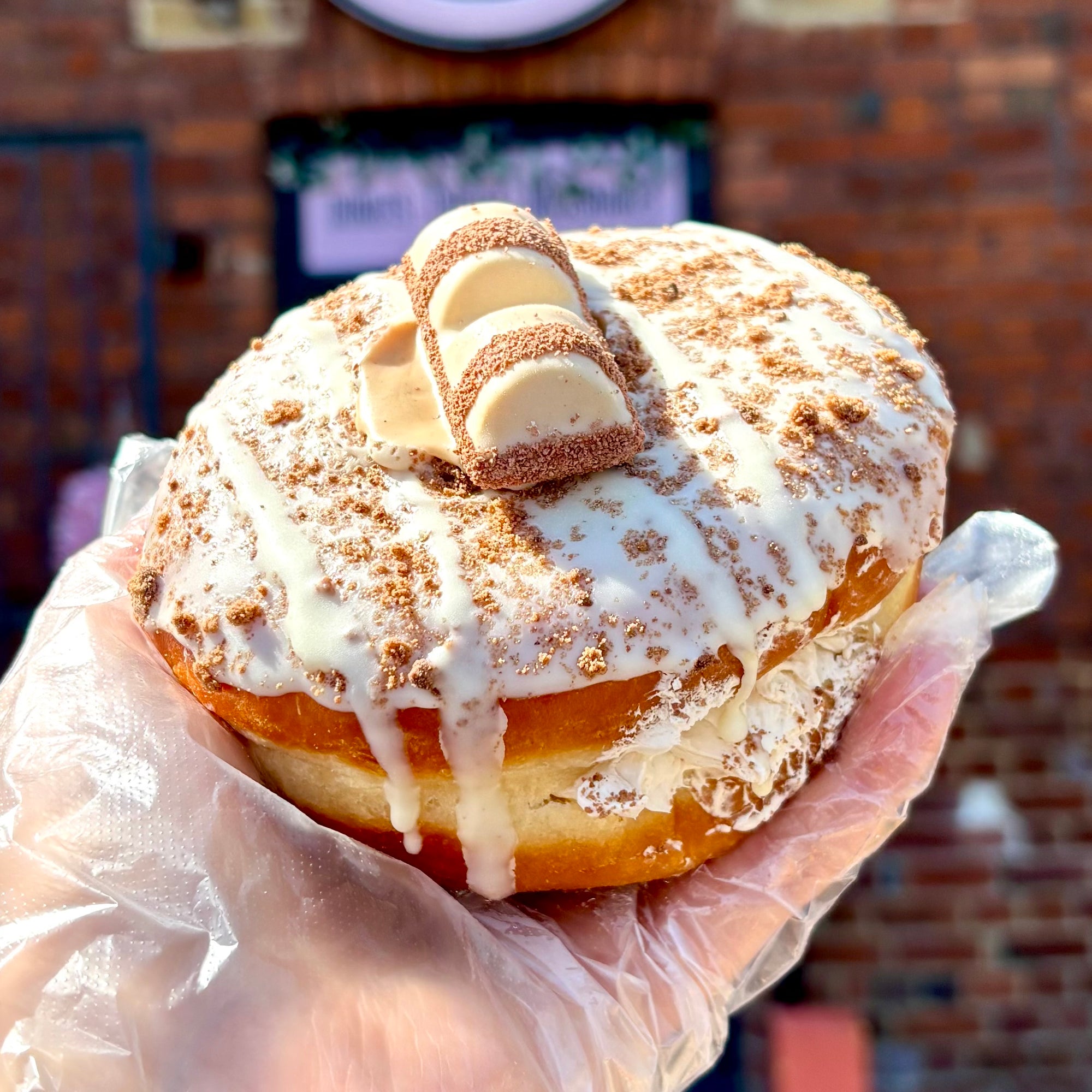 Bueno Filled Donut (Vegetarian)