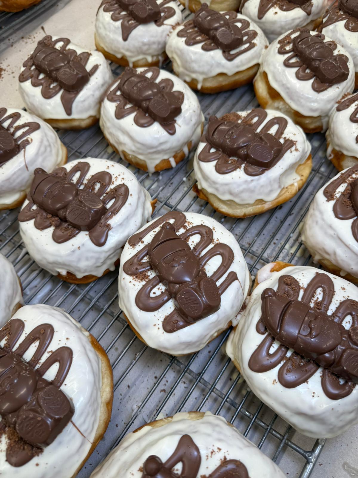 Kitkat Santa Donut