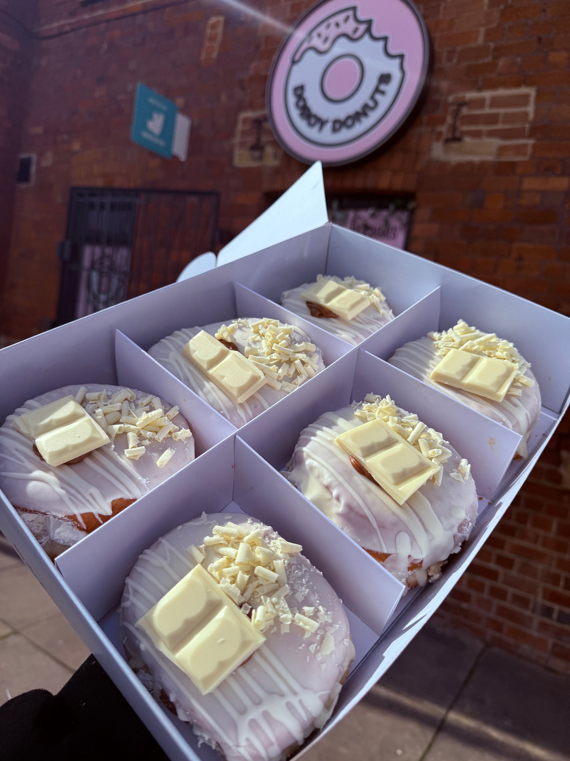 Box of 6 Milkybar Filled Donuts (Vegetarian)