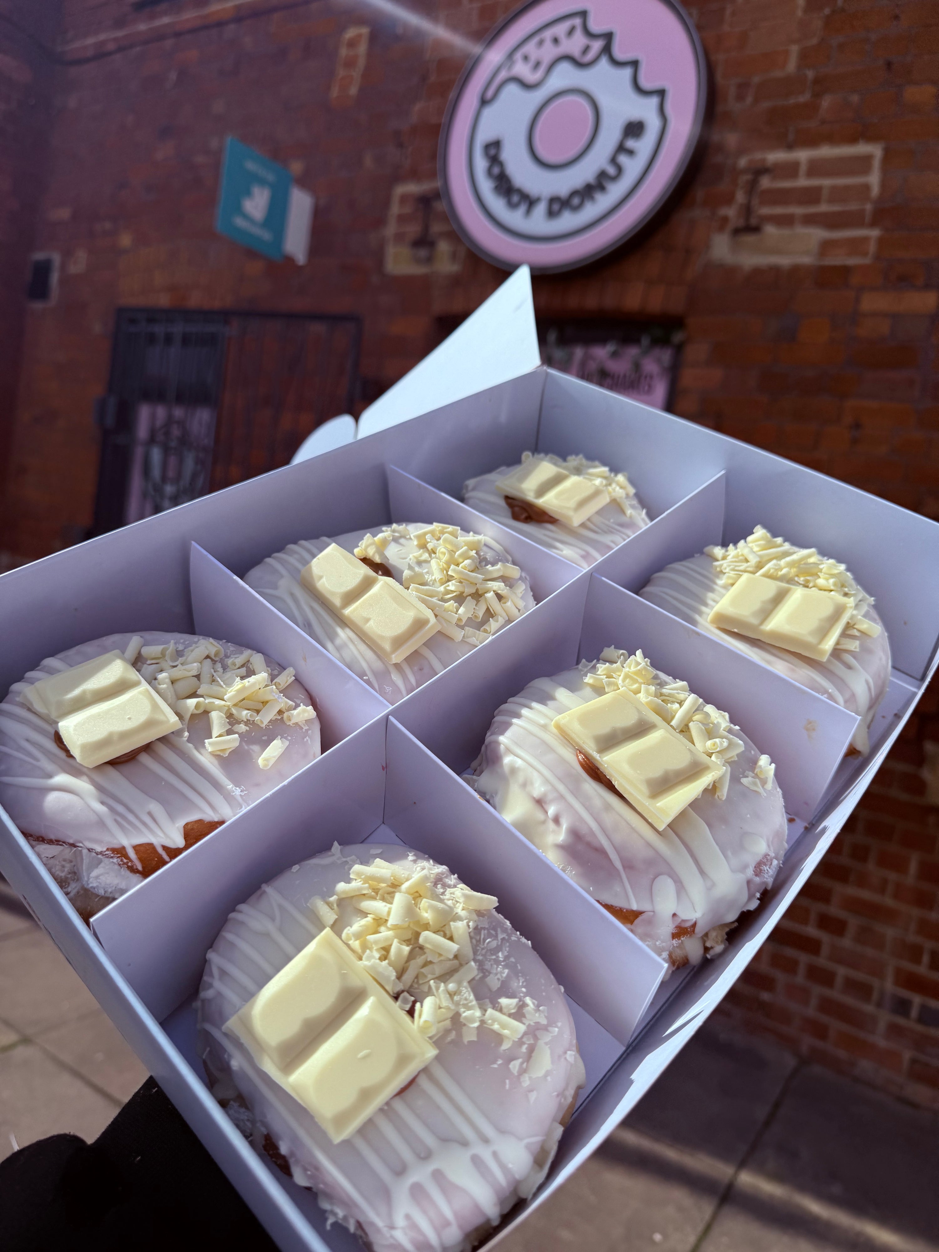 Box of 6 Milkybar Filled Donuts (Vegetarian)